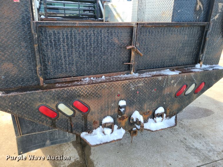 image for item GB9185 2002 Ford F450 Super Duty  flatbed truck