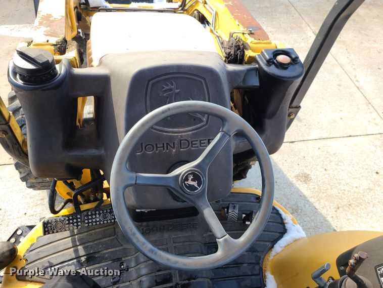 image for item GB9186 2003 John Deere 110  backhoe