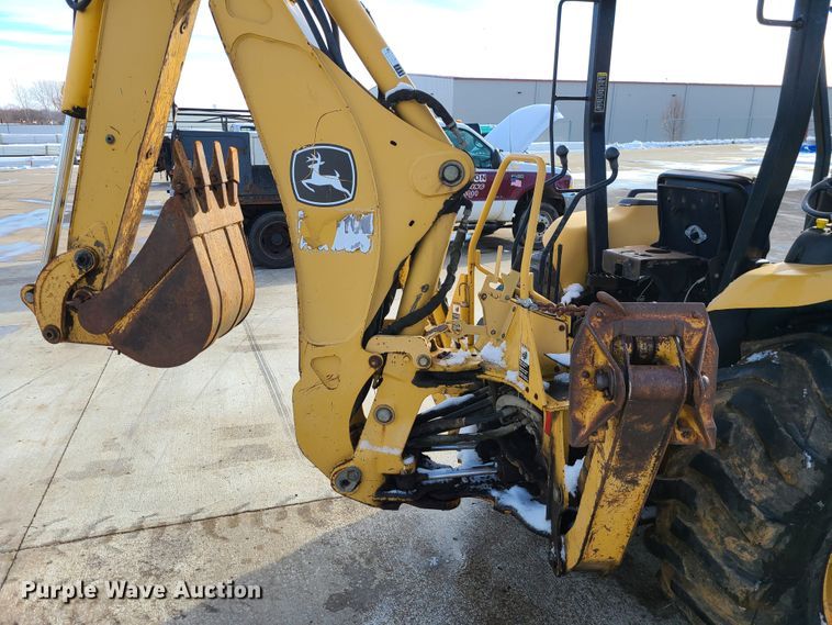 image for item GB9186 2003 John Deere 110  backhoe