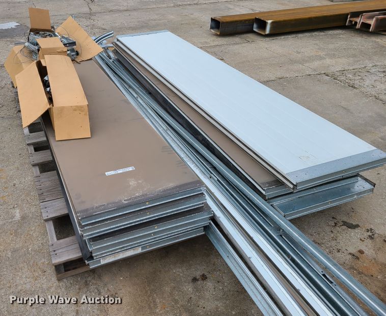 image for item GB9216 (2) garage doors