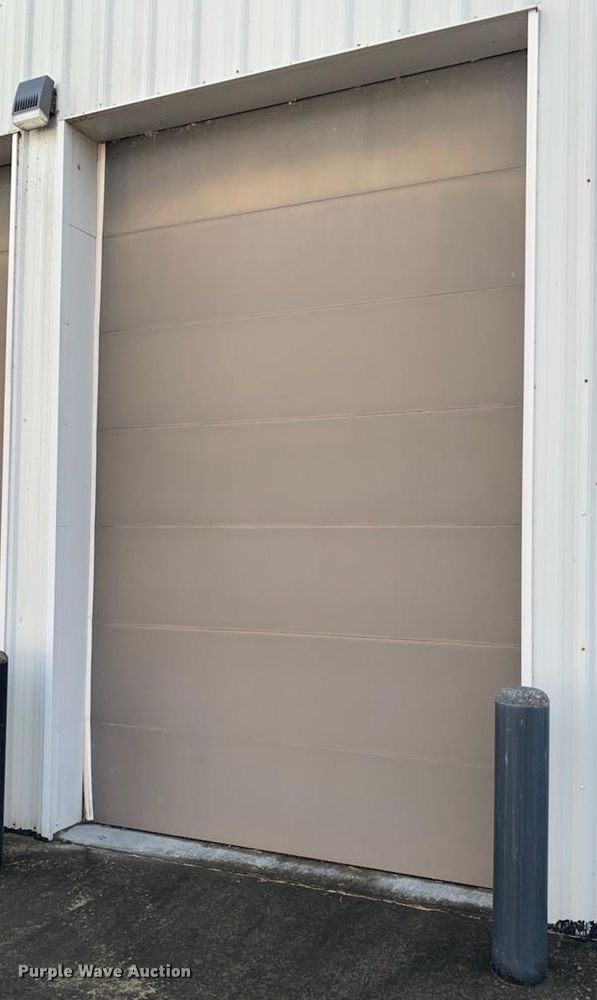 image for item GB9216 (2) garage doors