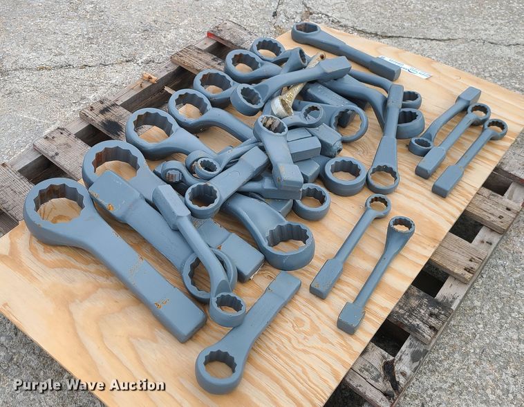 image for item GB9235 (32) hammer wrenches