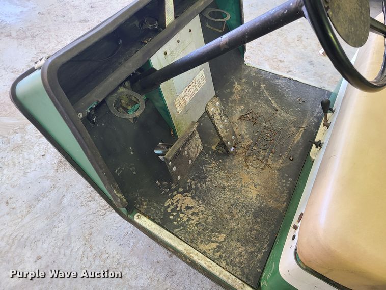 image for item GB9237 EZ GO  golf cart