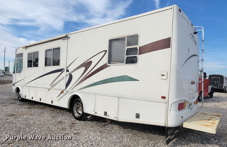 image for item HF9265 2000 Condor R Vision  RV