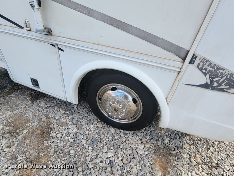 image for item HF9265 2000 Condor R Vision  RV