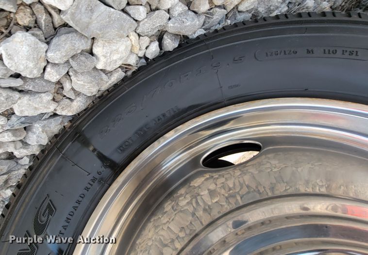 image for item HF9265 2000 Condor R Vision  RV