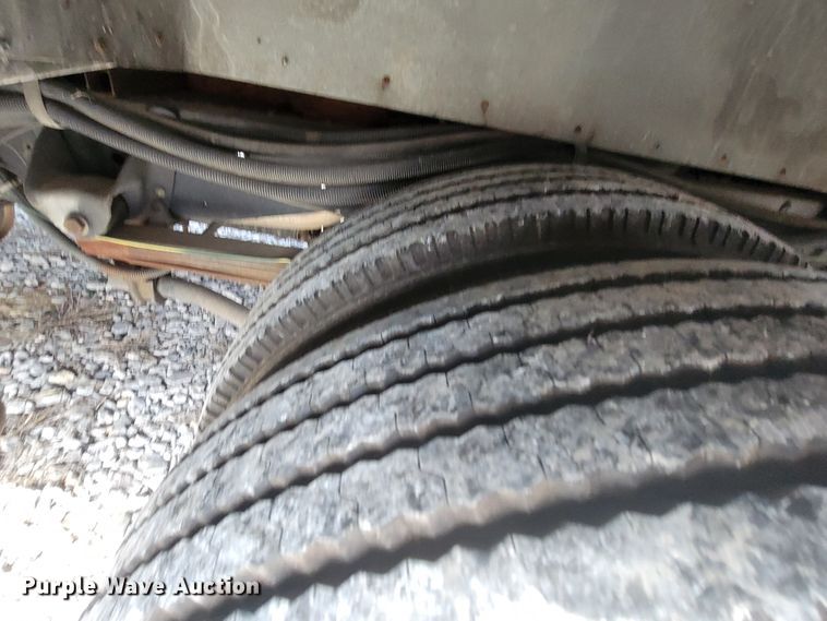 image for item HF9265 2000 Condor R Vision  RV