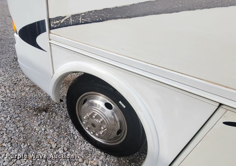 image for item HF9265 2000 Condor R Vision  RV