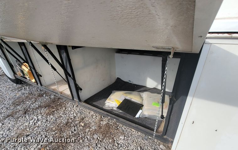 image for item HF9265 2000 Condor R Vision  RV