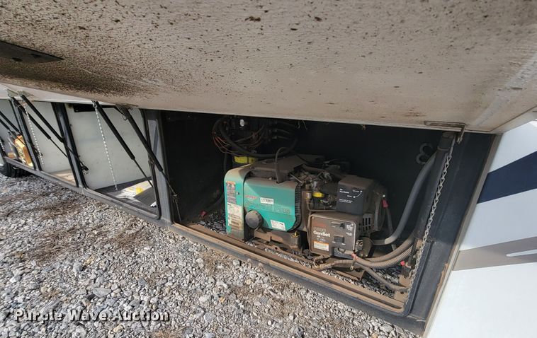 image for item HF9265 2000 Condor R Vision  RV