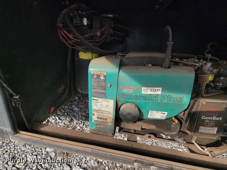 image for item HF9265 2000 Condor R Vision  RV