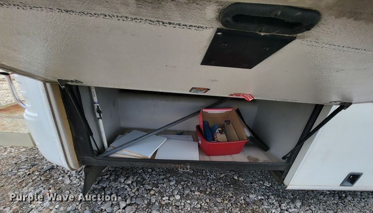 image for item HF9265 2000 Condor R Vision  RV