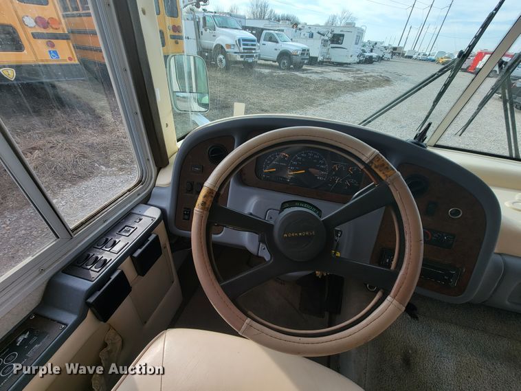 image for item HF9265 2000 Condor R Vision  RV