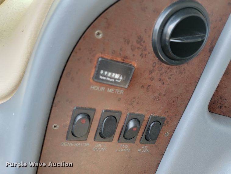 image for item HF9265 2000 Condor R Vision  RV