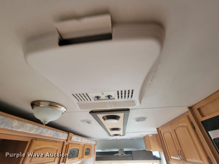 image for item HF9265 2000 Condor R Vision  RV