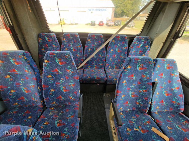 image for item HR9495 1994 Van Hool T815  coach bus