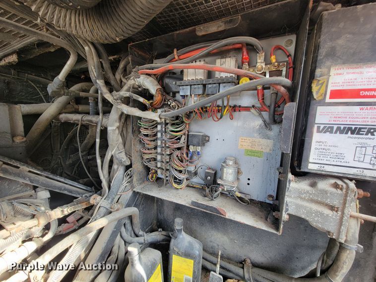 image for item HR9495 1994 Van Hool T815  coach bus