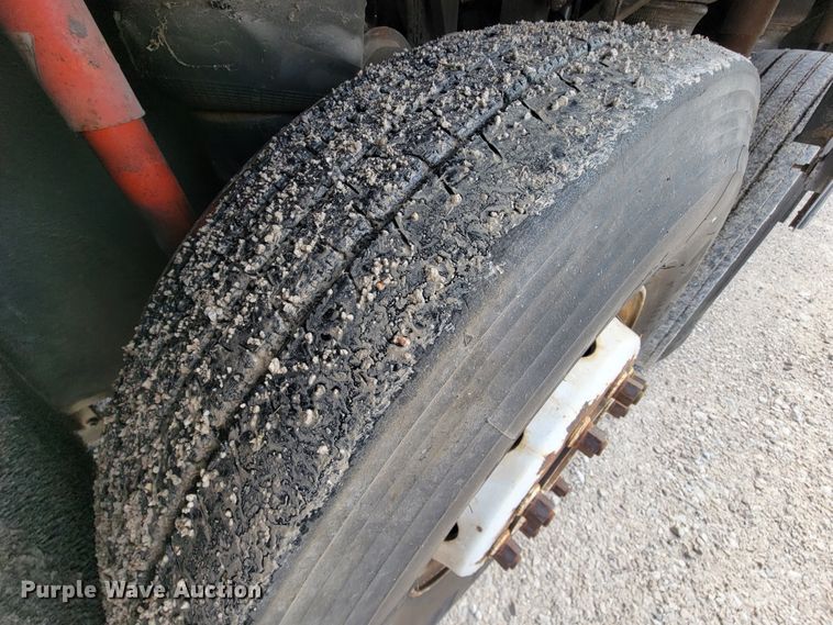 image for item HR9495 1994 Van Hool T815  coach bus