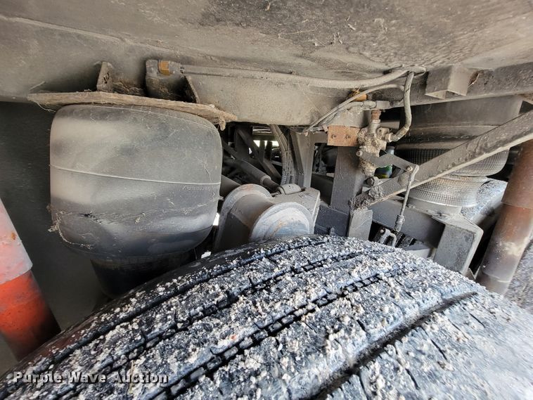 image for item HR9495 1994 Van Hool T815  coach bus