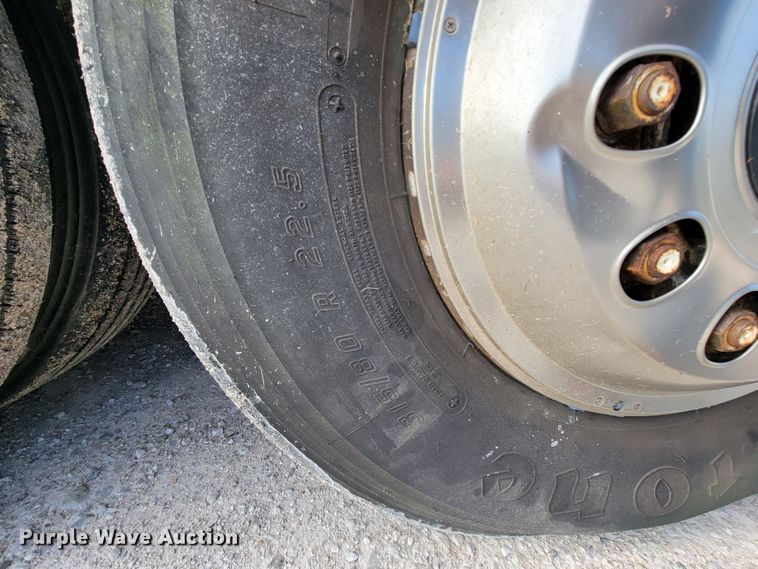 image for item HR9495 1994 Van Hool T815  coach bus