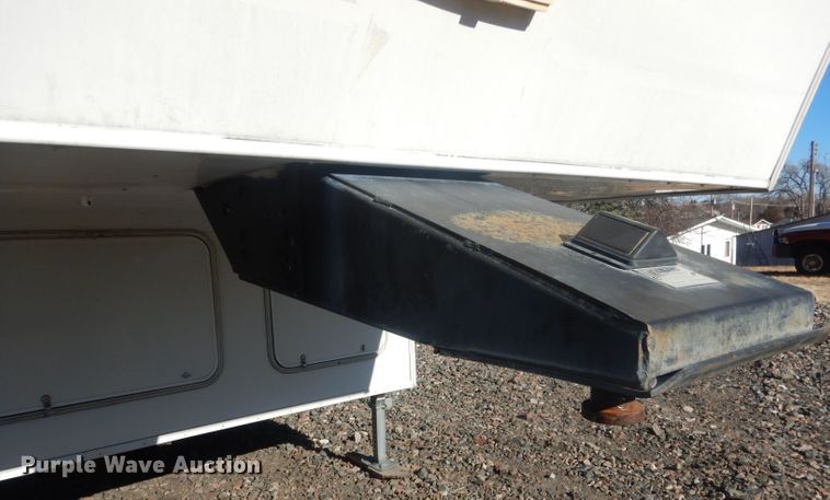 image for item HU9380 2003 Jayco Eagle  camper