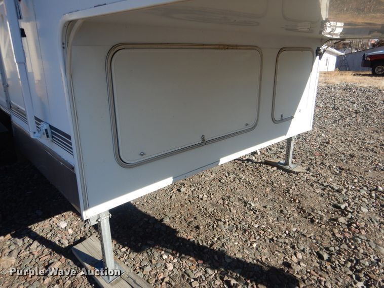 image for item HU9380 2003 Jayco Eagle  camper