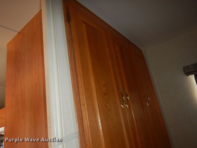 image for item HU9380 2003 Jayco Eagle  camper