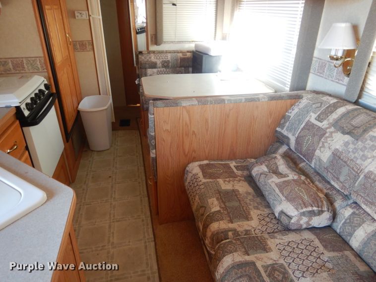 image for item HU9380 2003 Jayco Eagle  camper