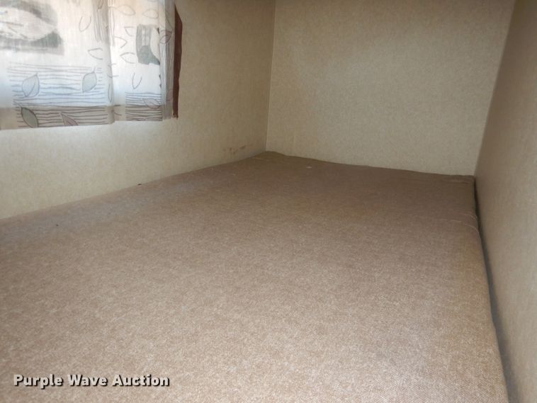 image for item HU9380 2003 Jayco Eagle  camper