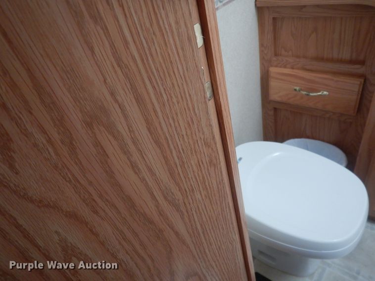 image for item HU9380 2003 Jayco Eagle  camper