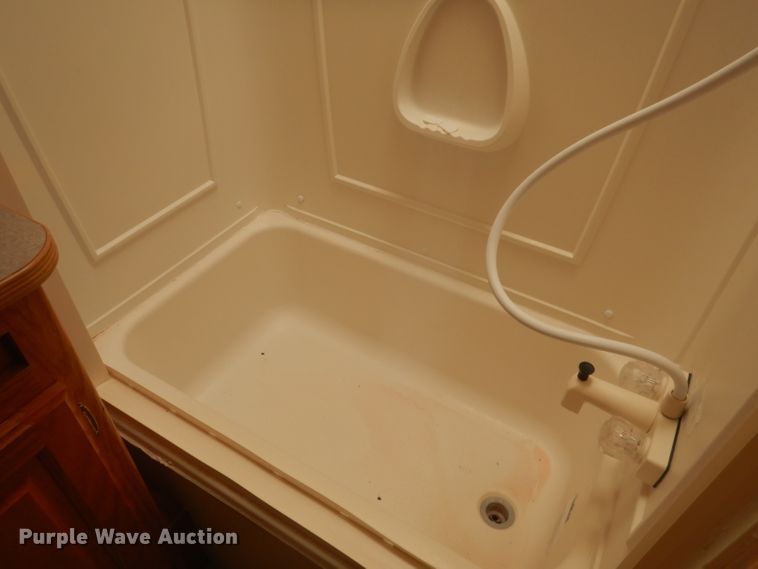 image for item HU9380 2003 Jayco Eagle  camper