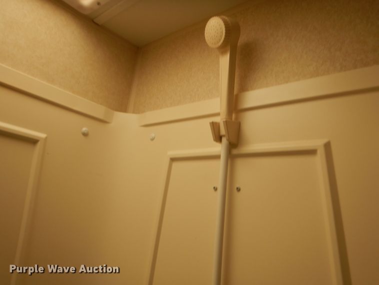 image for item HU9380 2003 Jayco Eagle  camper