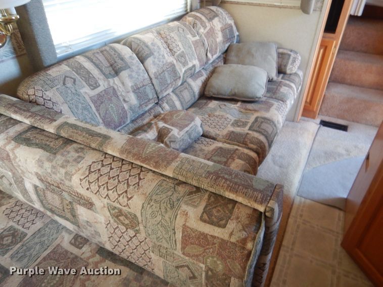 image for item HU9380 2003 Jayco Eagle  camper