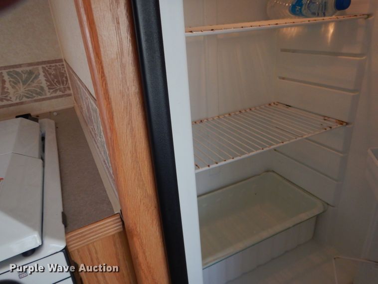 image for item HU9380 2003 Jayco Eagle  camper