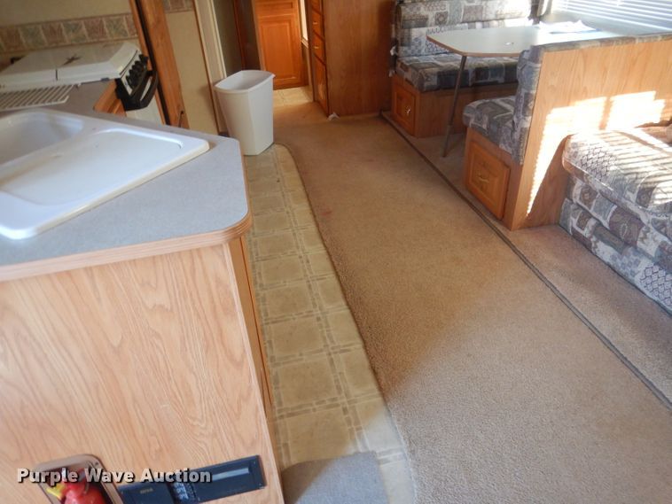 image for item HU9380 2003 Jayco Eagle  camper