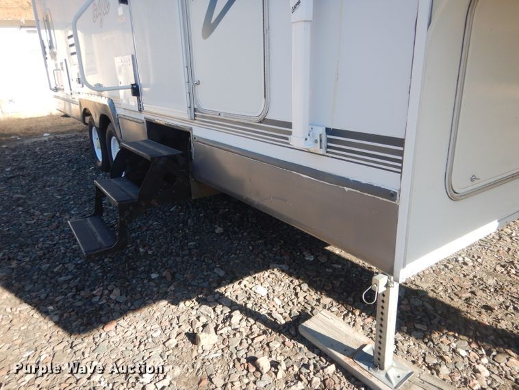 image for item HU9380 2003 Jayco Eagle  camper