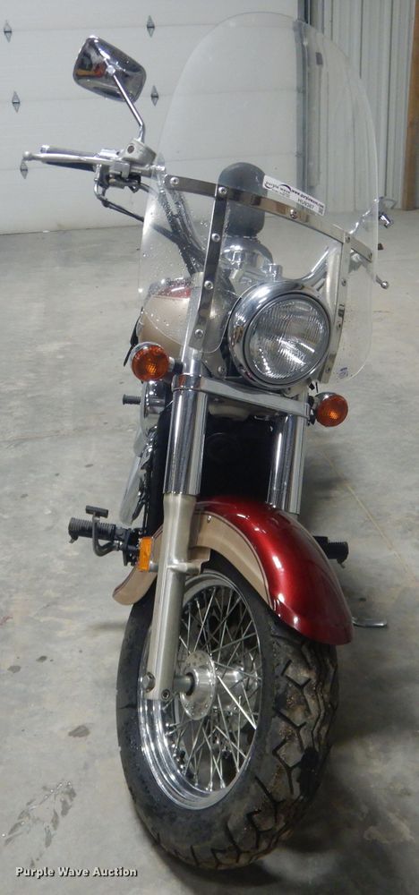 image for item HU9387 2000 Kawasaki VN800B  motorcycle