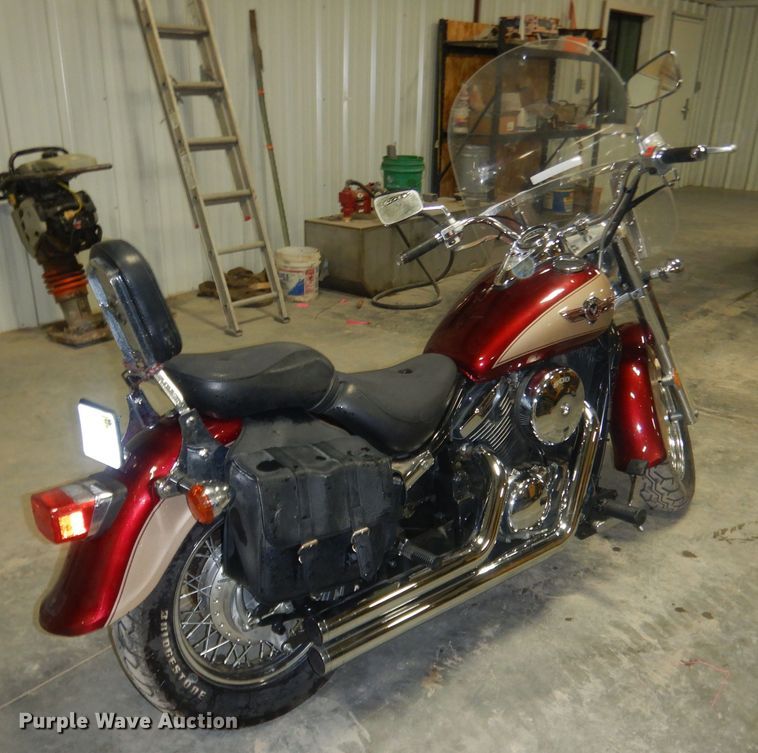 image for item HU9387 2000 Kawasaki VN800B  motorcycle