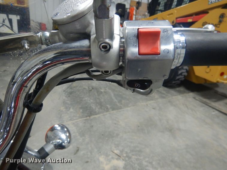 image for item HU9387 2000 Kawasaki VN800B  motorcycle