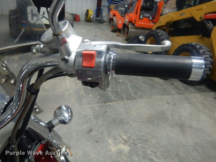 image for item HU9387 2000 Kawasaki VN800B  motorcycle