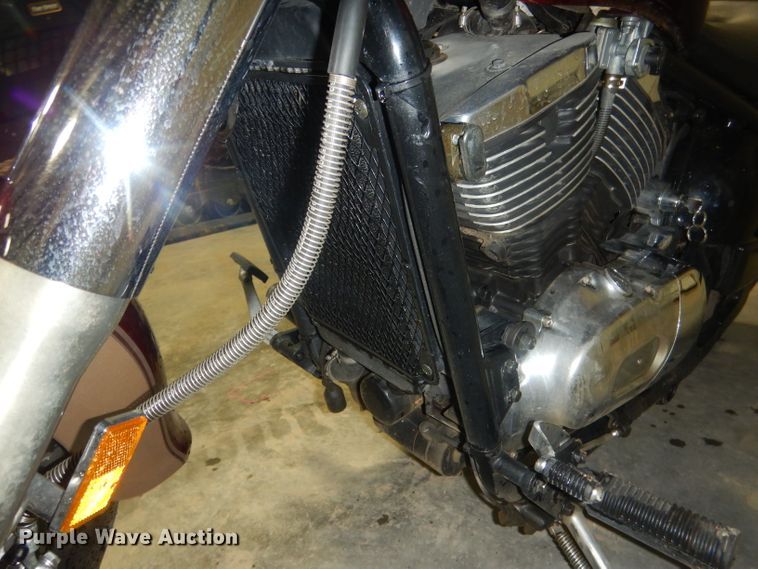 image for item HU9387 2000 Kawasaki VN800B  motorcycle