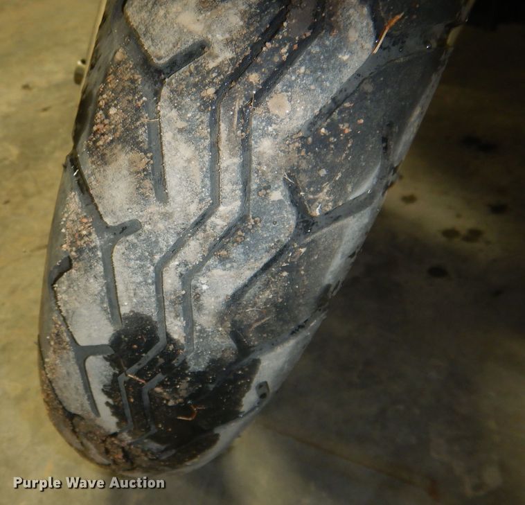 image for item HU9387 2000 Kawasaki VN800B  motorcycle