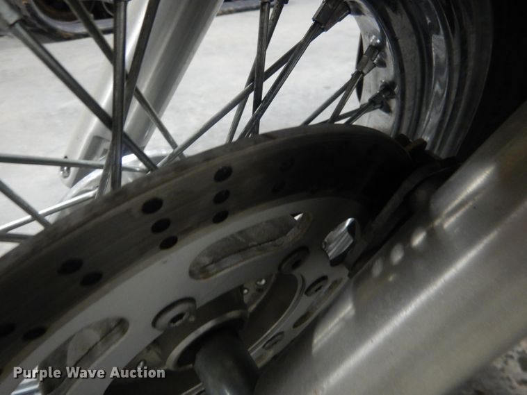 image for item HU9387 2000 Kawasaki VN800B  motorcycle