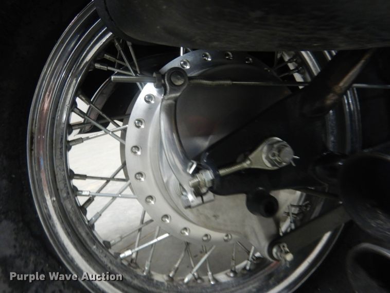 image for item HU9387 2000 Kawasaki VN800B  motorcycle