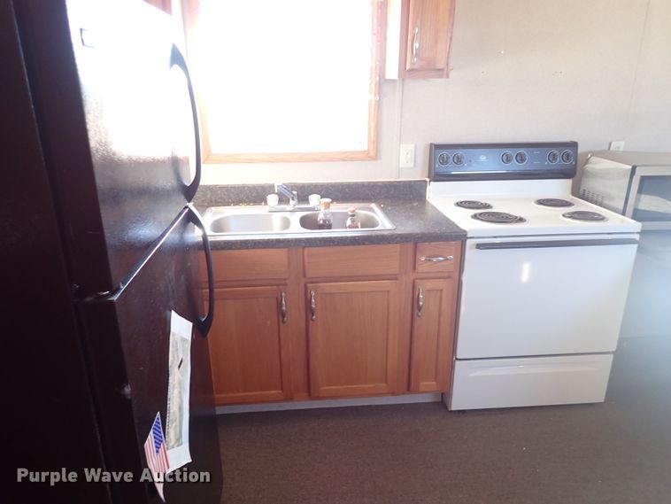 image for item IC9662 Oilfield crew quarters