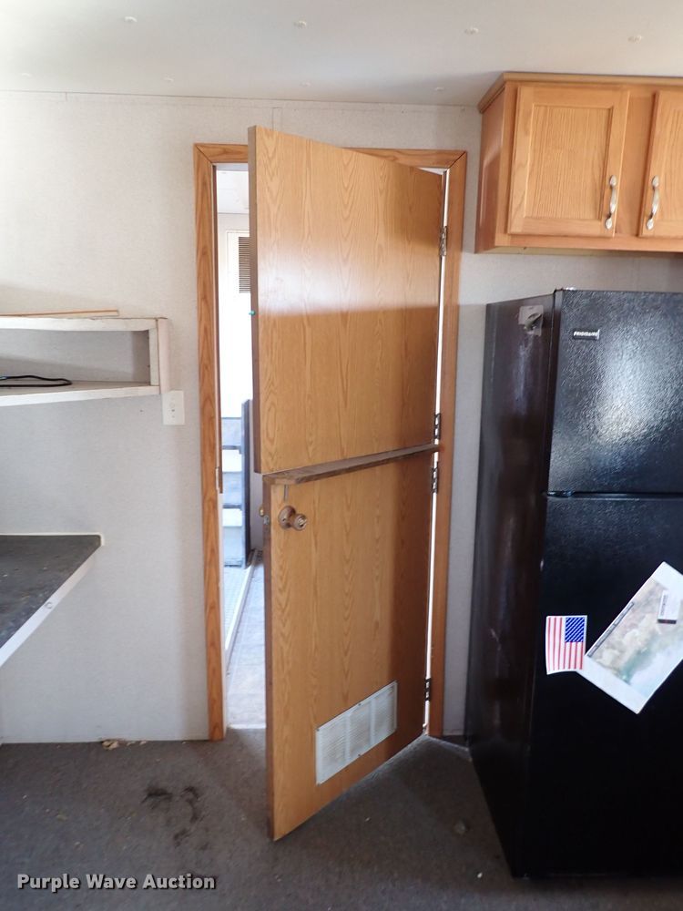 image for item IC9662 Oilfield crew quarters