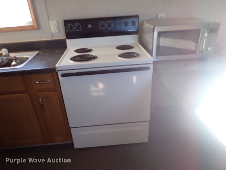 image for item IC9662 Oilfield crew quarters