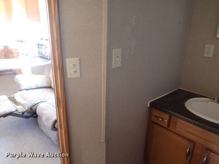 image for item IC9662 Oilfield crew quarters