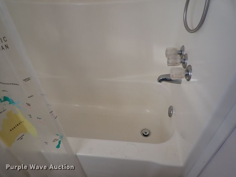 image for item IC9662 Oilfield crew quarters