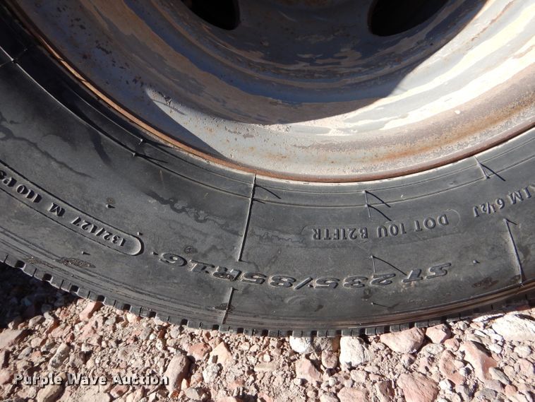 image for item IE9565 2012 Load Max GH0232  equipment trailer